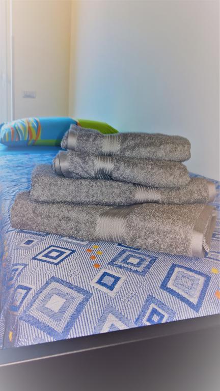 Sacra Famiglia Ausonia Apartment Palermo Buitenkant foto